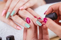 Step-by-Step Guide: How to Create Stunning Summer Nail Art Designs